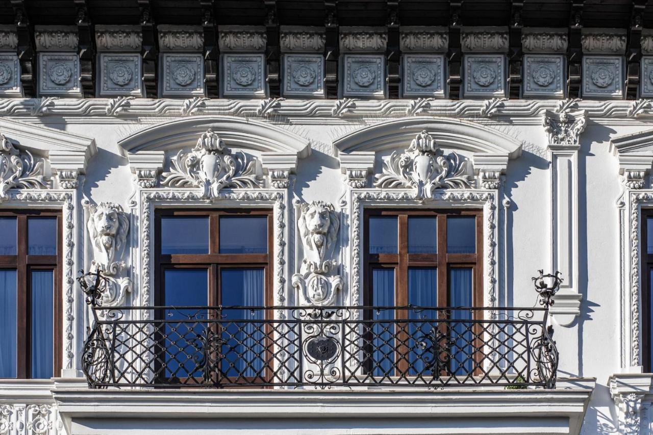 Holt Old Town One Bedroom Bucharest