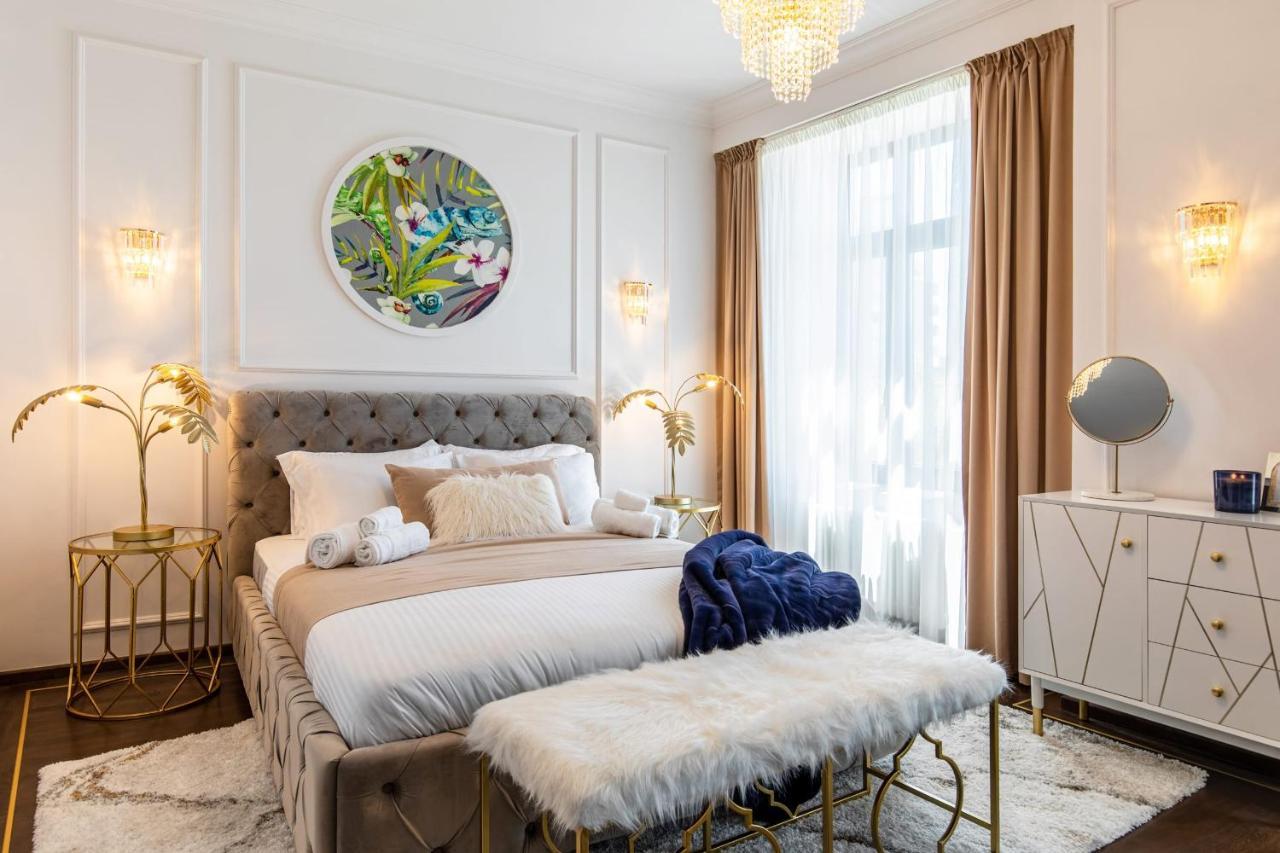 Holt Old Town One Bedroom * Bucarest