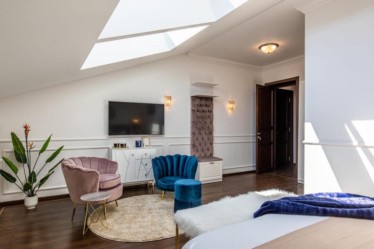 Holt Old Town One Bedroom Bucarest