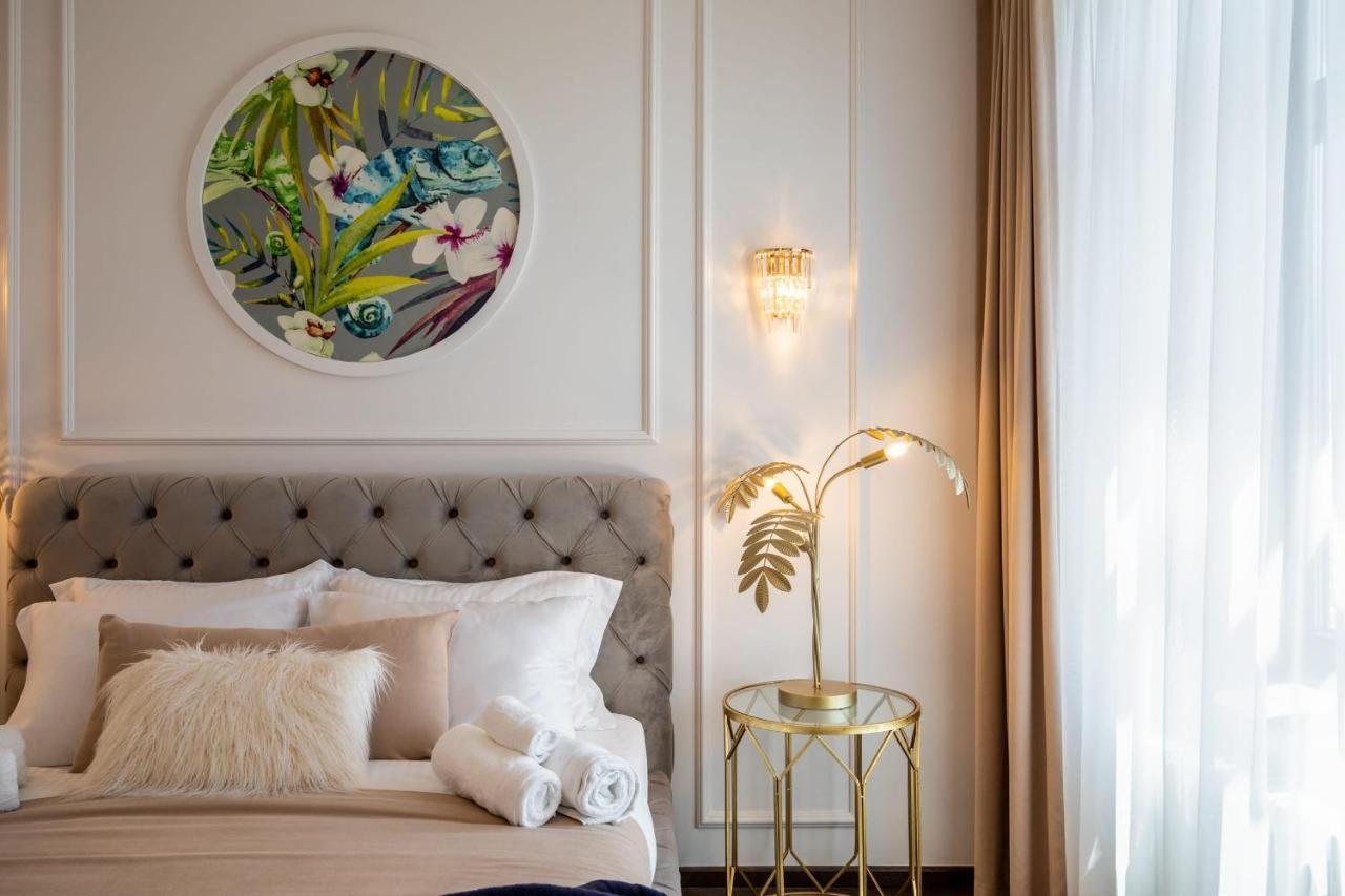 Holt Old Town One Bedroom Bucarest